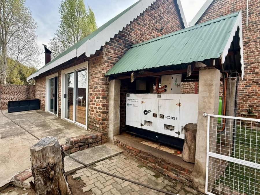 6 Bedroom Property for Sale in Bainsvlei Free State